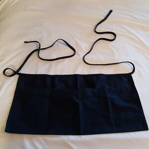 Apron Black 3 pocket apron, perfect for markets